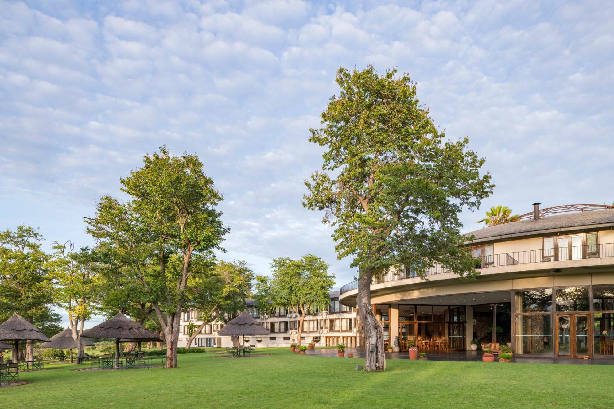 Hwange Safari Lodge Dete Luaran gambar